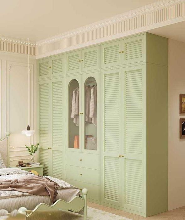 Большой шкаф для одежды в спальни\Shkaf kiyimlarga spalniga quishga