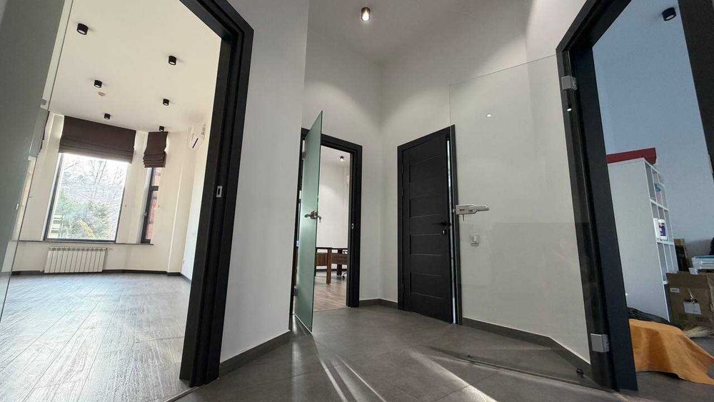 Аренда Офис 110 кв.м Дархан- 700 м от Акай сити