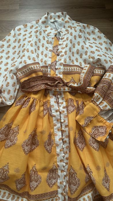 Рокля -бутикова !