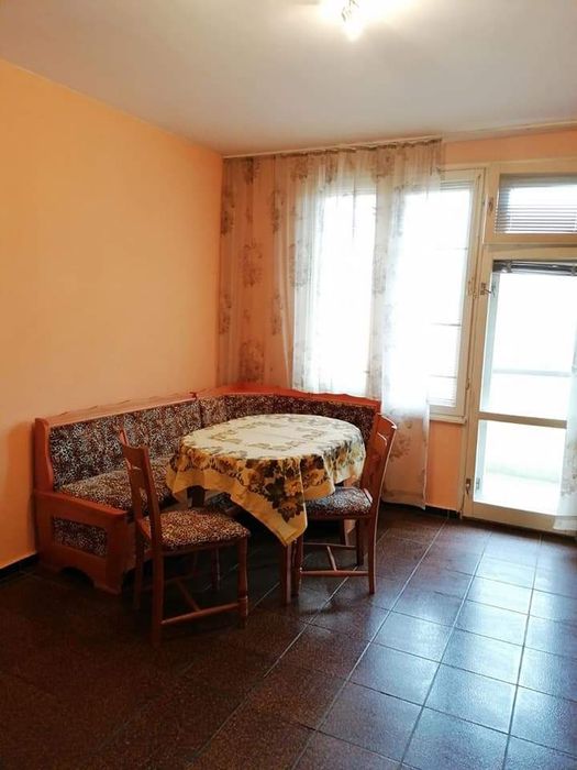 Продава се Многостаен апартамент в Сливен, Даме Груев - 130 кв.м за 885 €/кв.м - Снимка #1