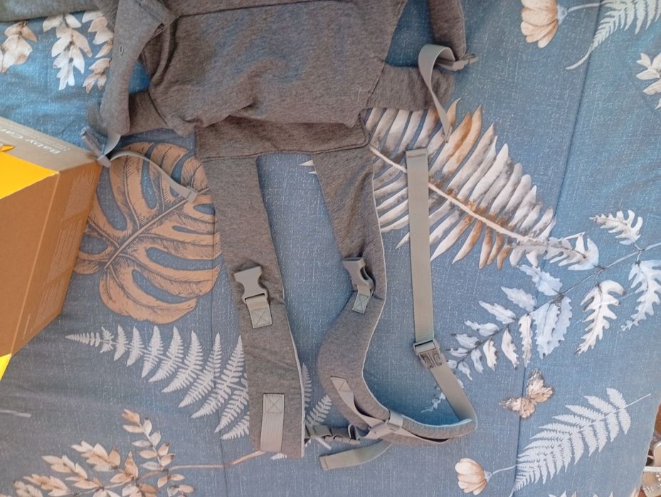 Ергономична раница за бебе