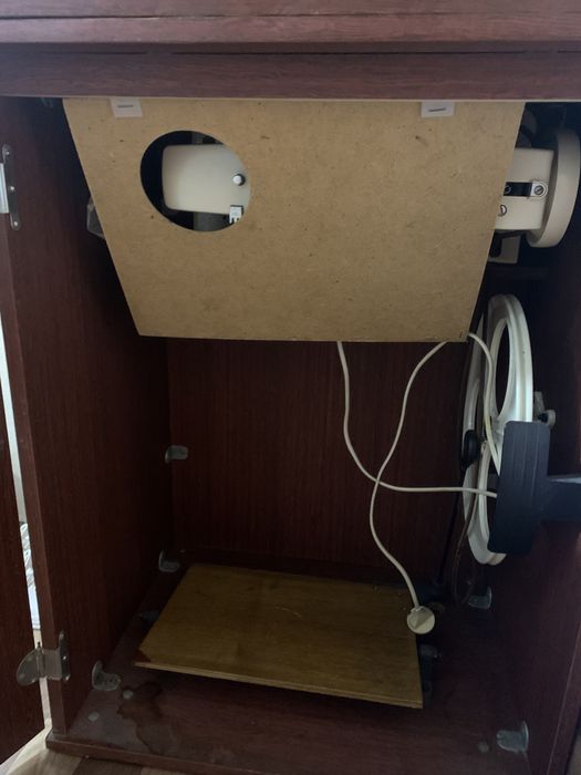 Швейная машинка Чайка