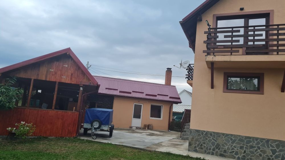 Vând casa noua cu etaj