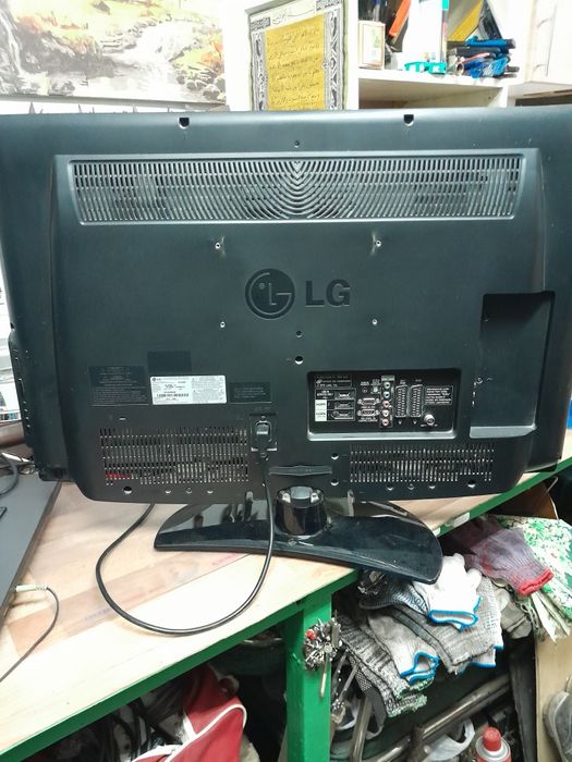 Продам Телевизор LG