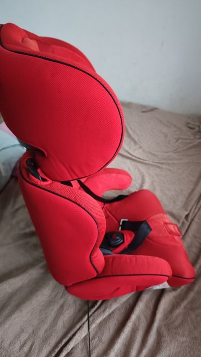 Детское автокресло