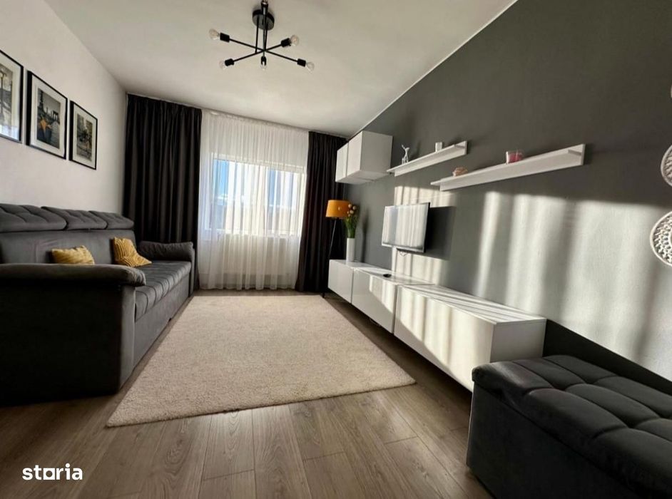 Apartament cu 3 camere de închiriat în Curtea de Argeș.