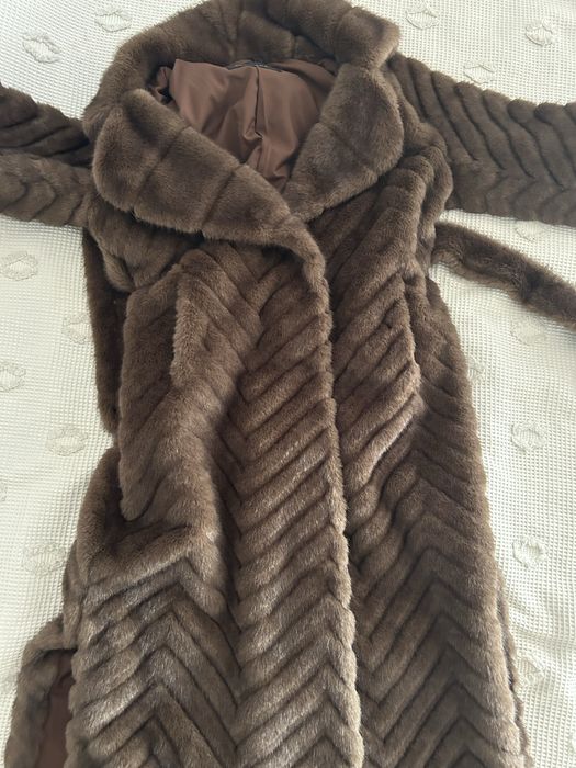 Срочно продам шубу Tior boutique