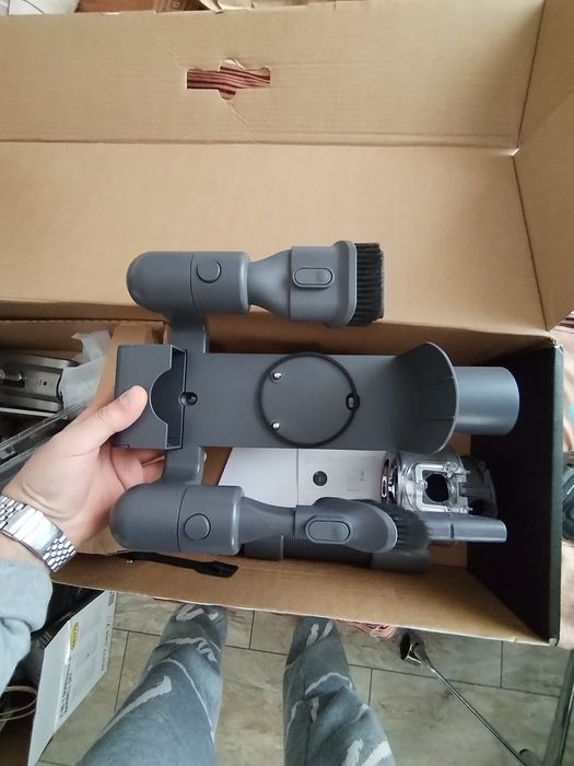 Dreame v11 на части