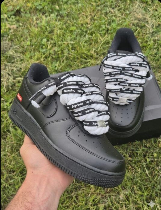 Nike Air Force 1 Low x Supreme Black - Mărimea 41 (Șireturi groase/Rope laces)