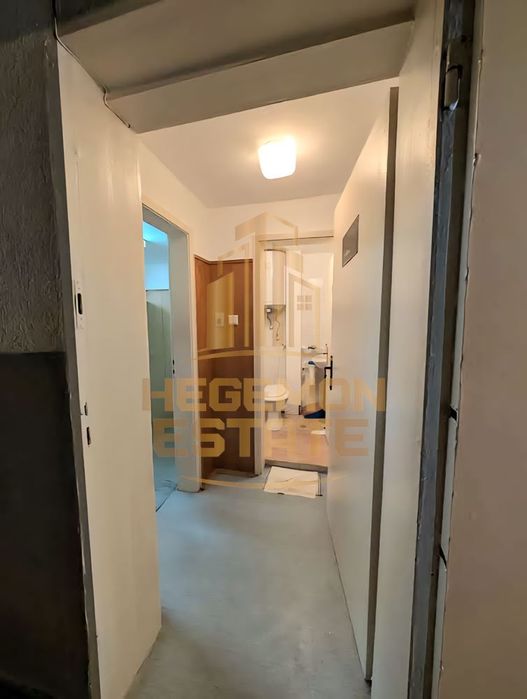 Продава се Офис в Варна, Лятно кино Тракия - 52 кв.м за 2981 €/кв.м - Снимка #7