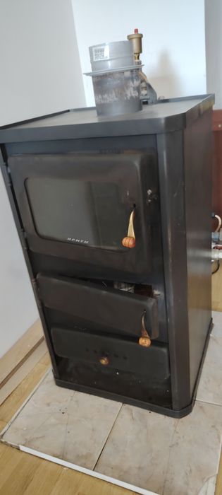 Камина с водна риза Прити