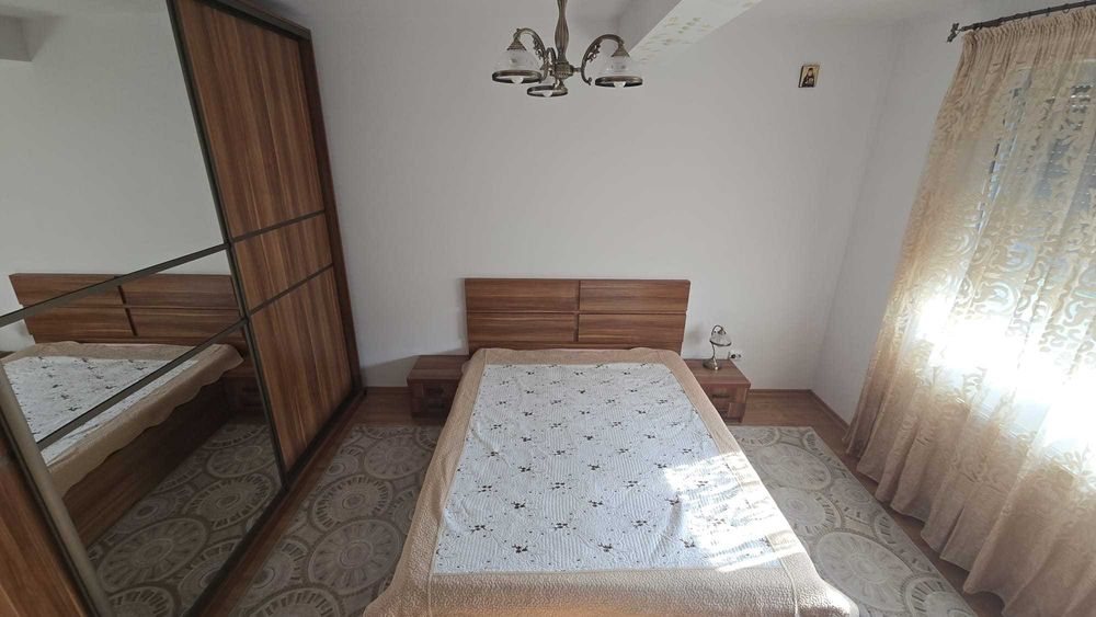 Inchiriez apartament cu 3 camere in Popesti Leordeni