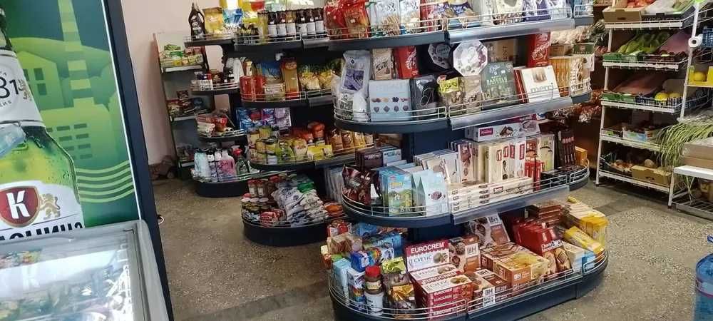 Островен стелаж за аптека, зоомагазин, хранителен магазин и др.