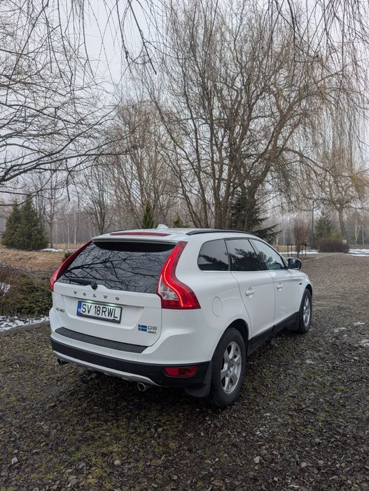 Volvo XC60 D5 manual (12.2010)