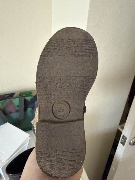 Кожанные сапоги для девочек