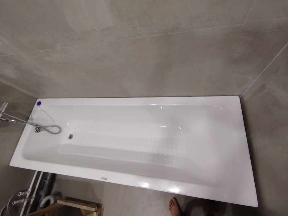 Новая акриловая ванна