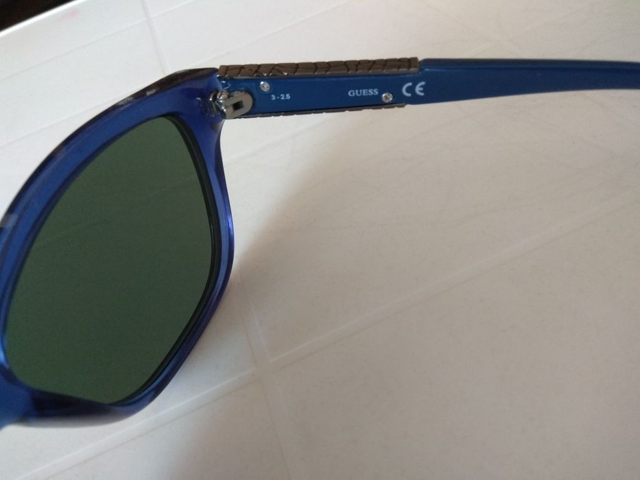 Дамски слънчеви очила GUESS