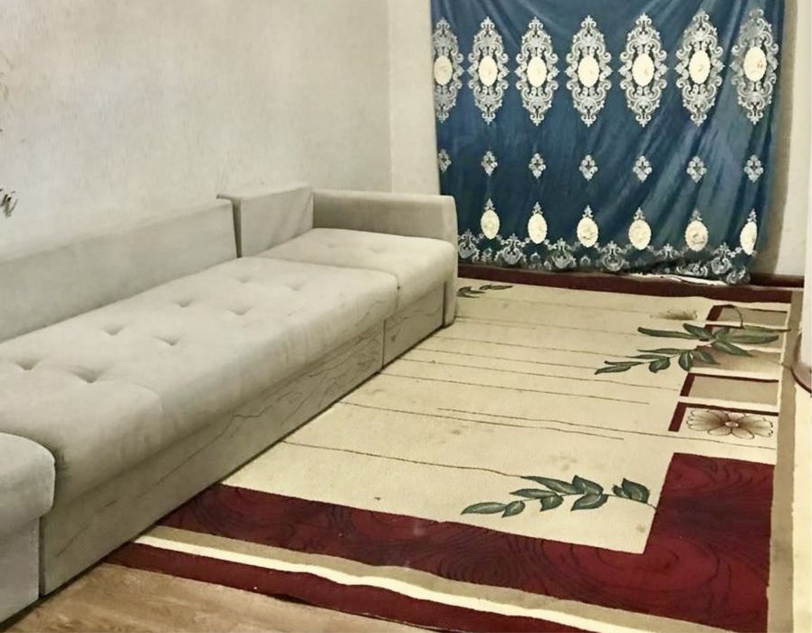 Диван сатылады срочно