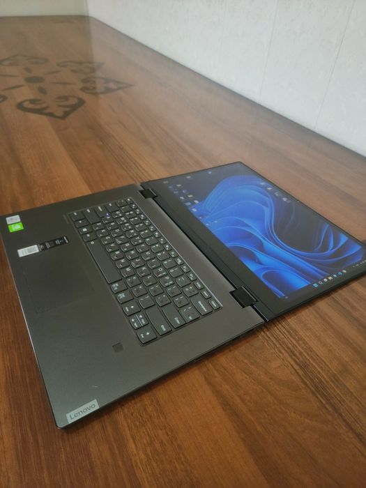 Noutbuk    Lenovo