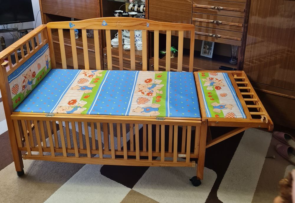Продам кроватку.