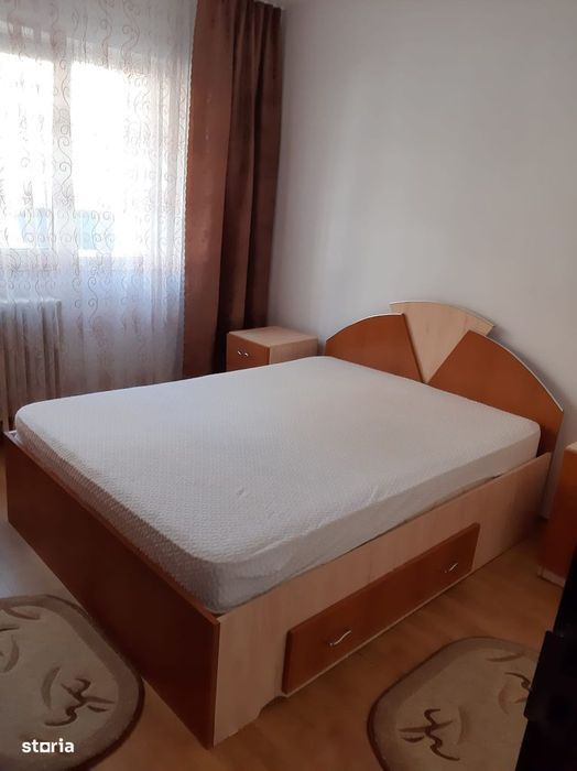 Garsoniera mobilata si utilata in bloc de apartamente