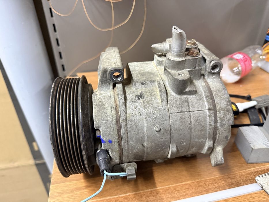 Компрессор кондиционера HONDA CR-av