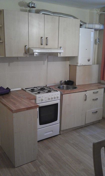 Dau in chirie ap. cu 2 dormitoare, 2 bai, in Floresti, str. Plopilor