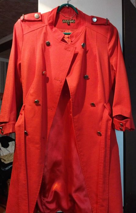 Продам плащ на поясе