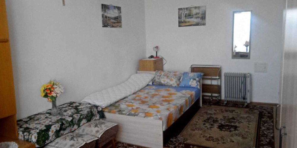 Без хазяи, без комисионна давам под наем стая за жена до гара Подуене