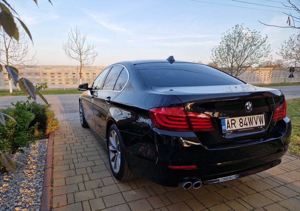BMW Seria 5,  bi-turbo, 218cp