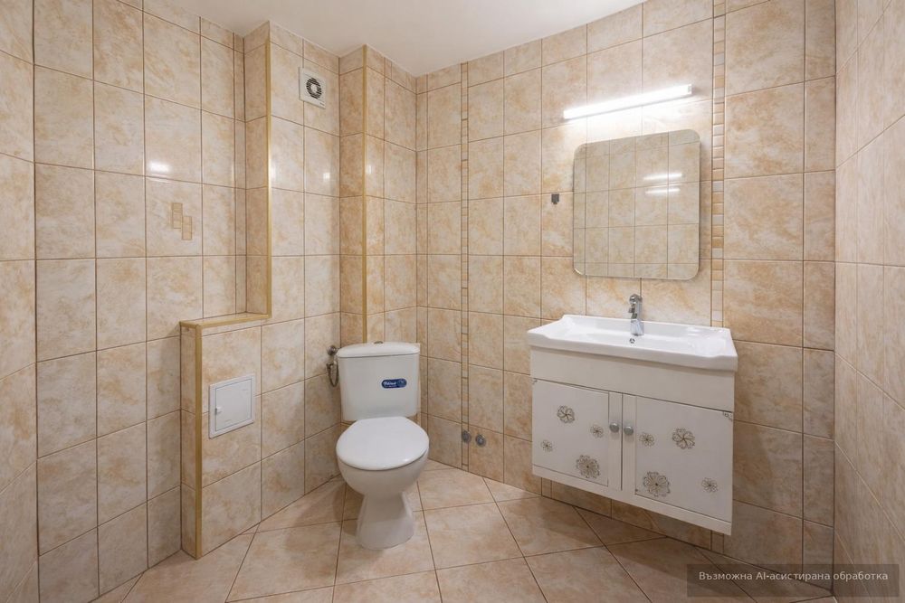 Тристаен апартамент под наем в Център