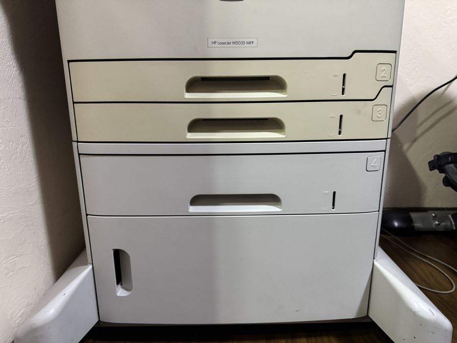 МФУ HP LaserJet M5035 MFP в рабочем состоянии