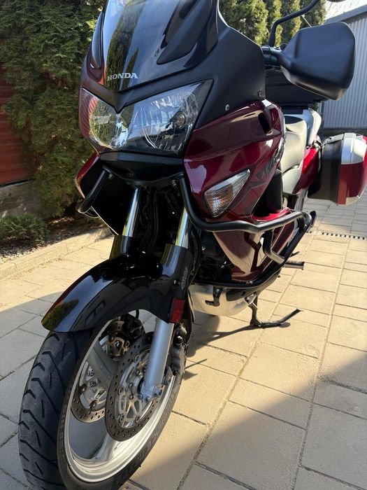 Vând Honda Varadero Travel