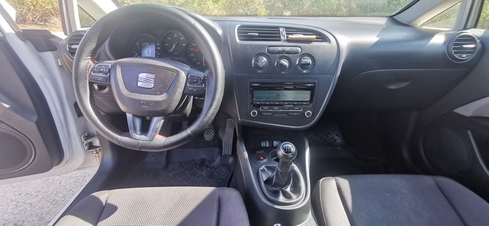 Seat Leon 2010 1.6 TDI
