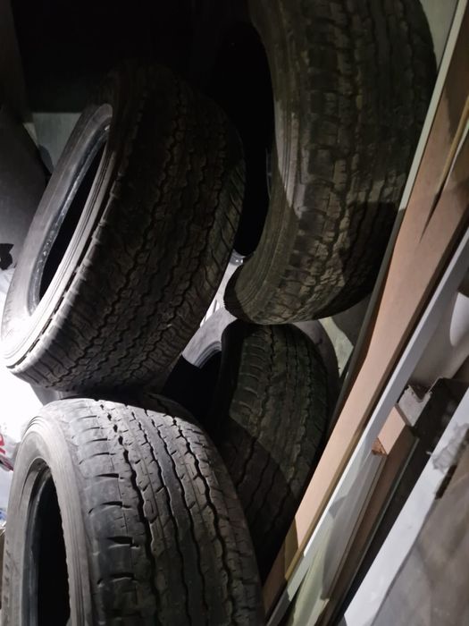 Летние шины от крузака 285/60/18