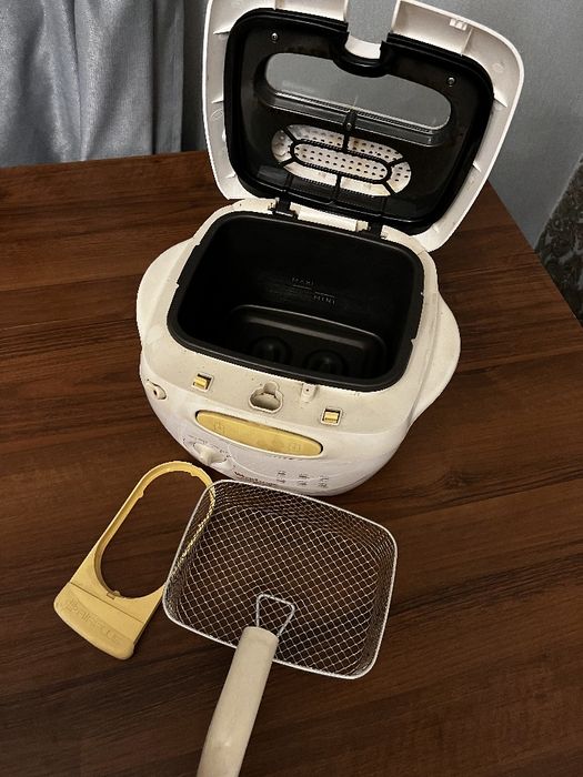 Фритюрница Moulinex AKE 1 Fridelys