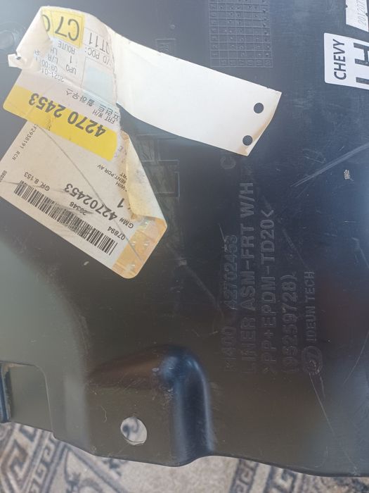 Передний подкрыльник шевроле спарк