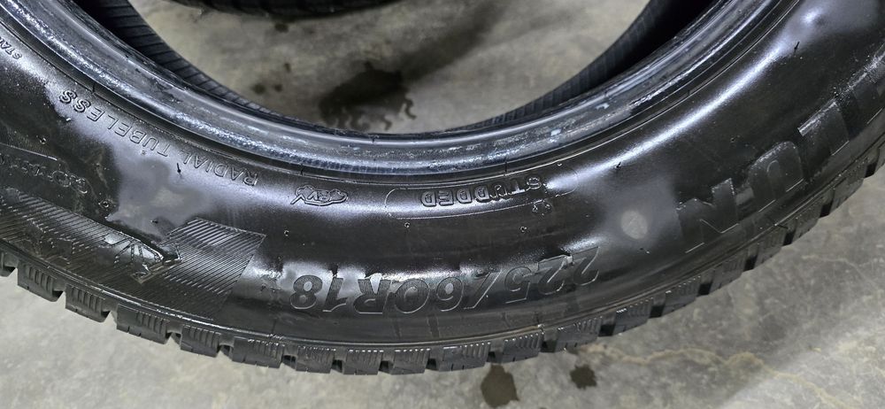 Продам шипованные шины