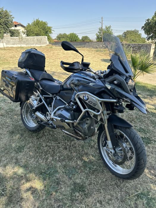 Продава се БМВ 1200