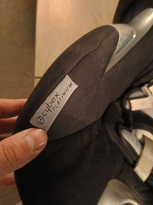 Столче за кола Cybex Aton Q