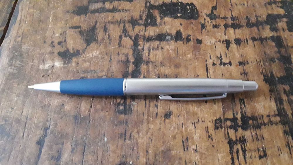 нож и химикалка метал, луксозен комплект от Германия