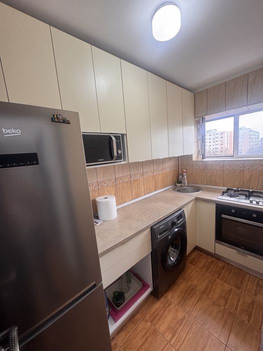 Apartament 3 camere, de inchiriat