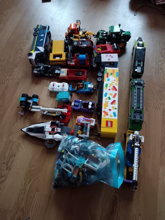 Piese de Lego ,i