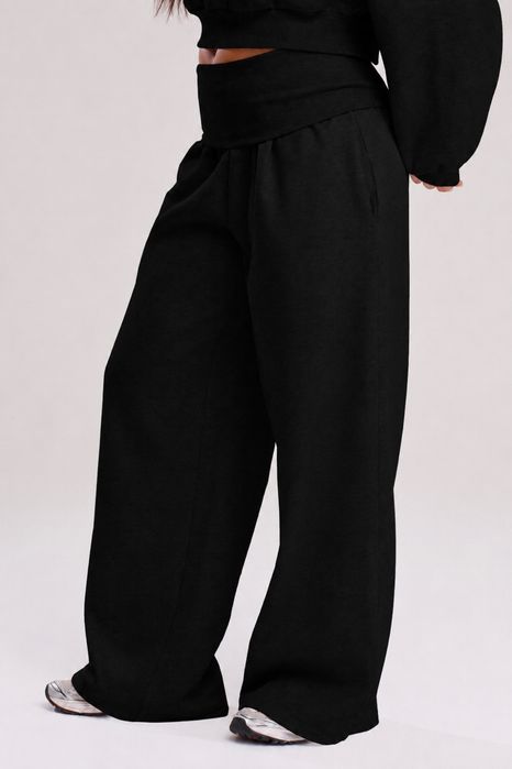 Pantaloni extra largi cu talia îndoită, stil boho