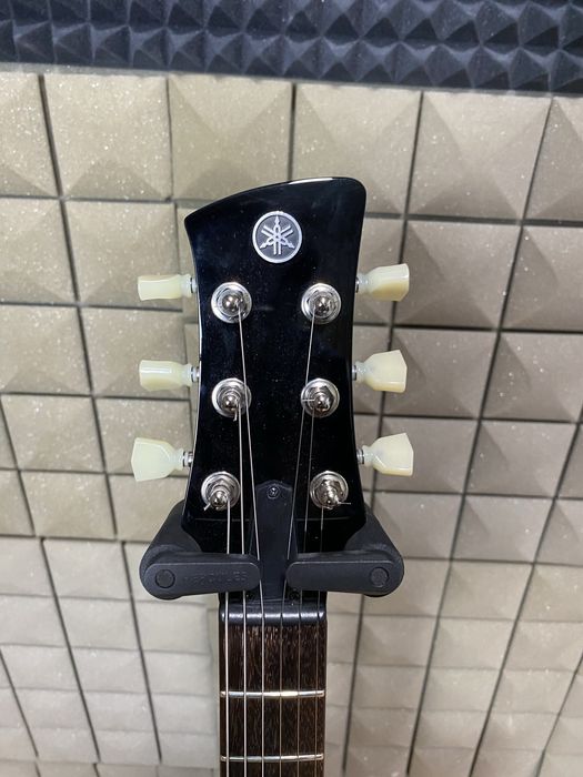 Электрогитара Yamaha RevStar