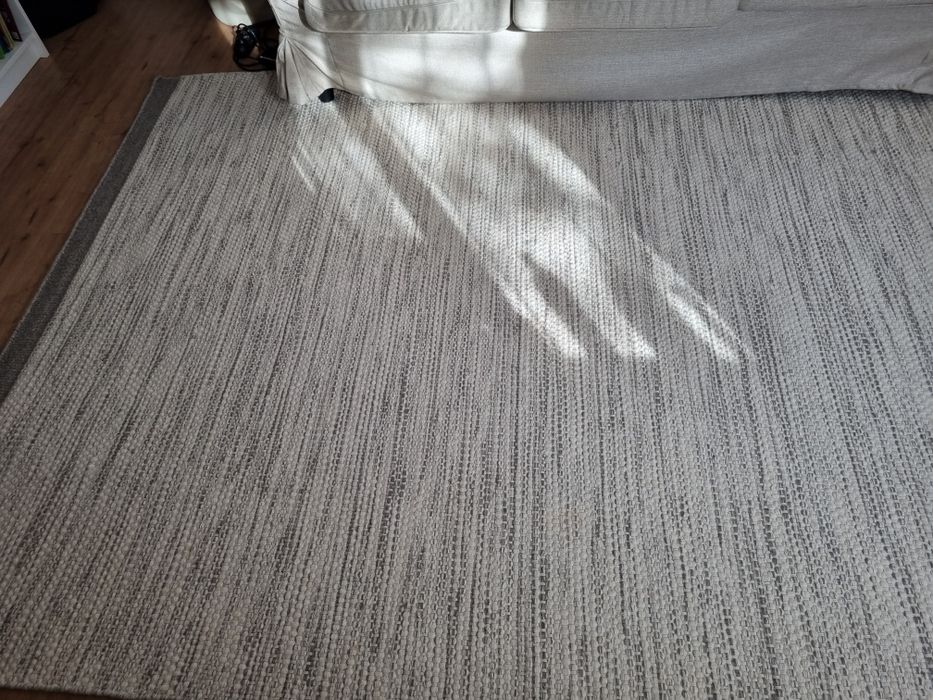 Covor lână 200x300