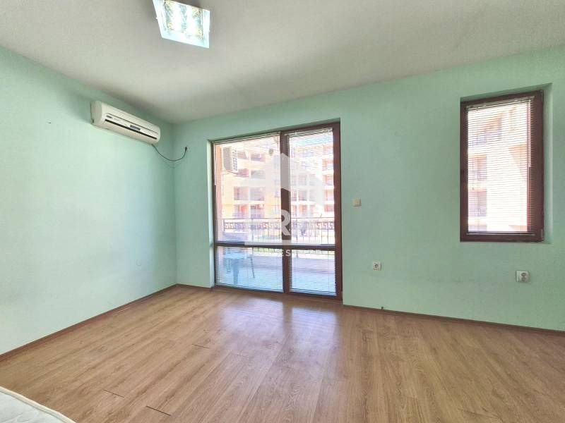 Продава се Двустаен апартамент в к.к. Слънчев бряг - 77 кв.м за 968 €/кв.м - Снимка #10