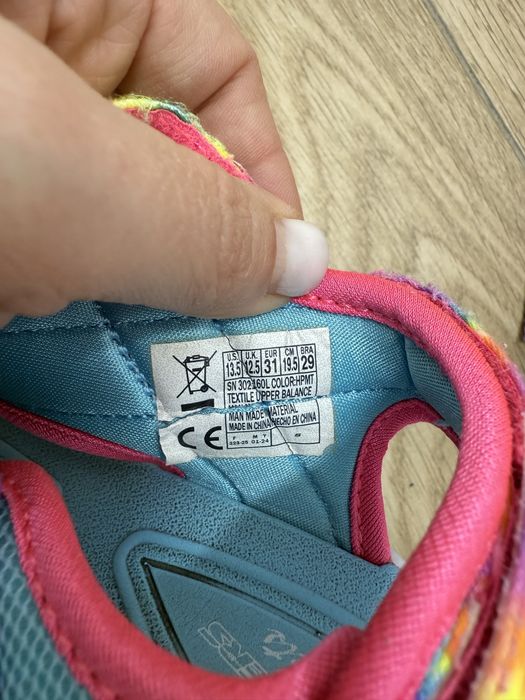 Sandale skechers marimea 31