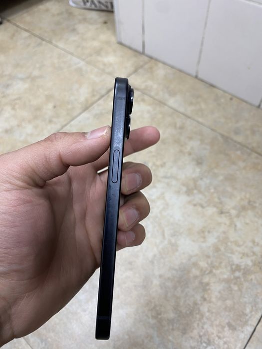 Iphone 15 128gb 90%акб коробка есть