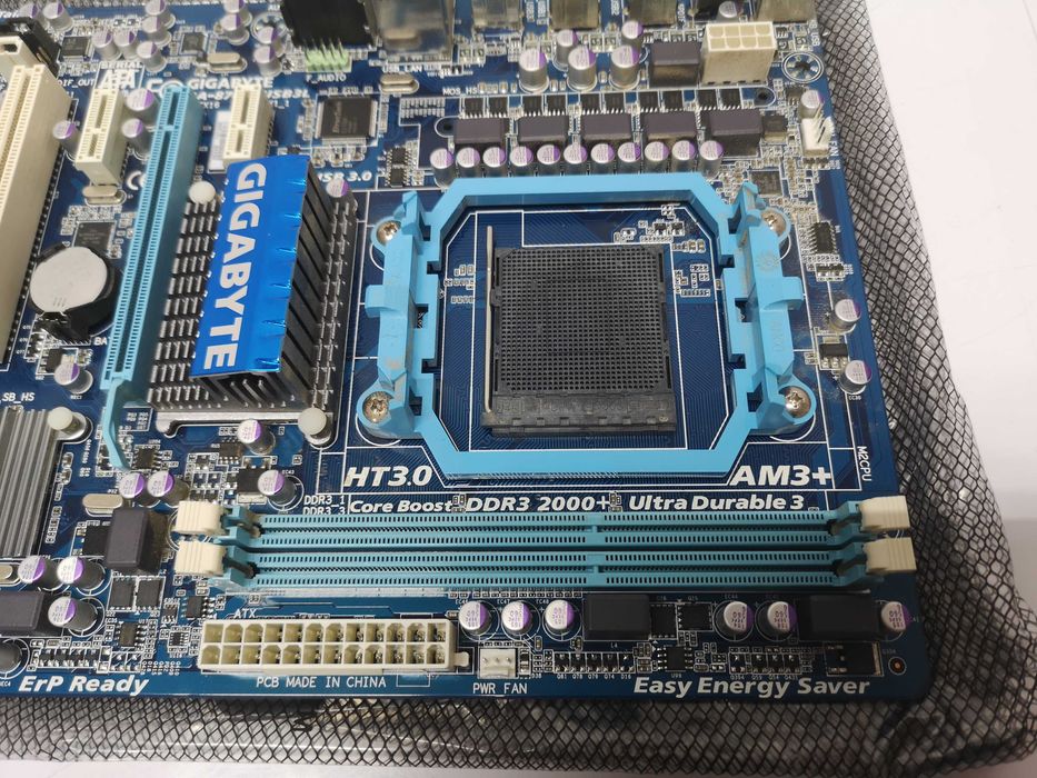 Дънна платка - GUGABYTE GA-870A0USB3L